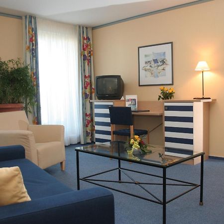 Hotel & Restaurant Seebruecke Zingst Zewnętrze zdjęcie
